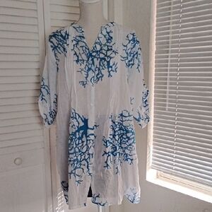 Stylish White and Blue Women's Tunic
